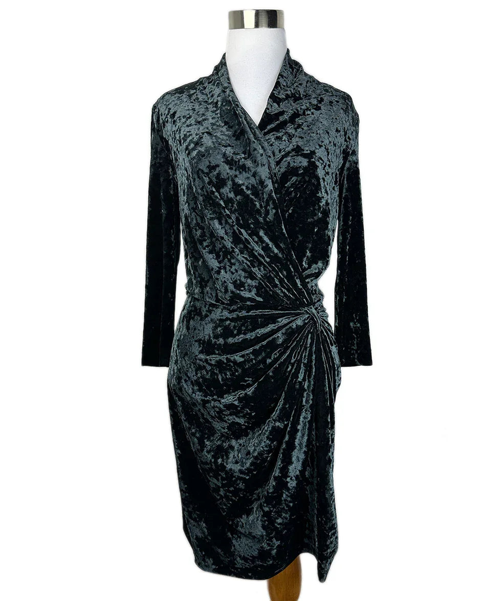 Catherine Malandrino Black Stretch Velvet Dress Sz 4 l Michael's Luxury Consignment Michael's Consignment NYC Catherine Malandrino Black Stretch Velvet Dress Sz 4 l Michael's Luxury Consignment Michael's Consignment NYC