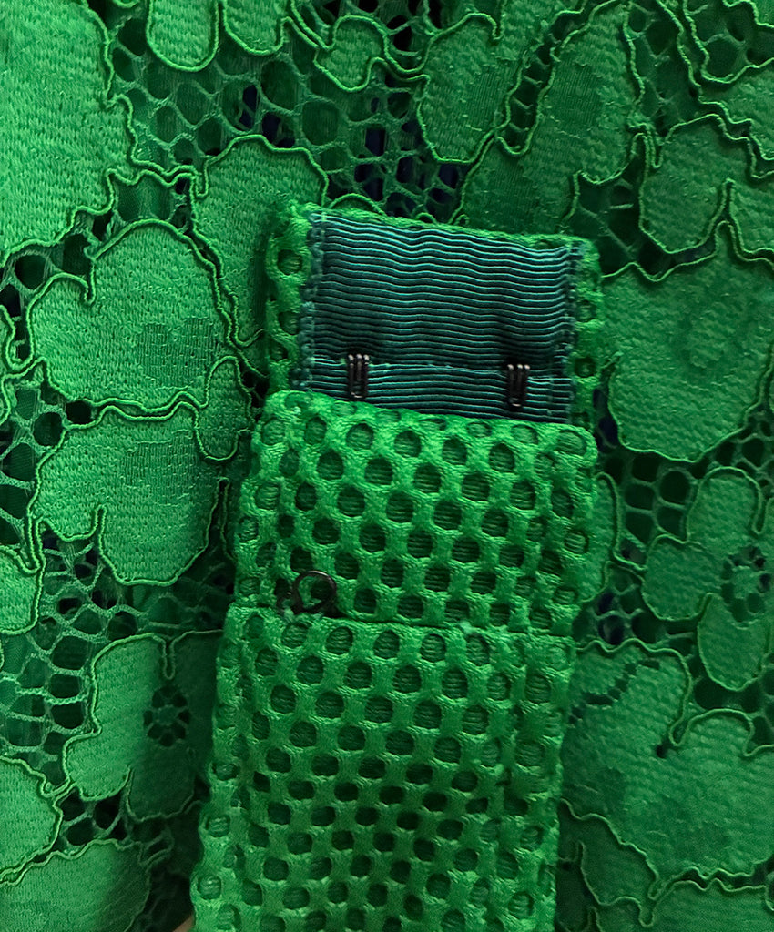 Carolina Herrera Green Lace W/Belt Dress sz 2 l Michael's Luxury Consignment – Michael's Consignment NYC Carolina Herrera Green Lace W/Belt Dress sz 2 l Michael's Luxury Consignment – Michael's Consignment NYC