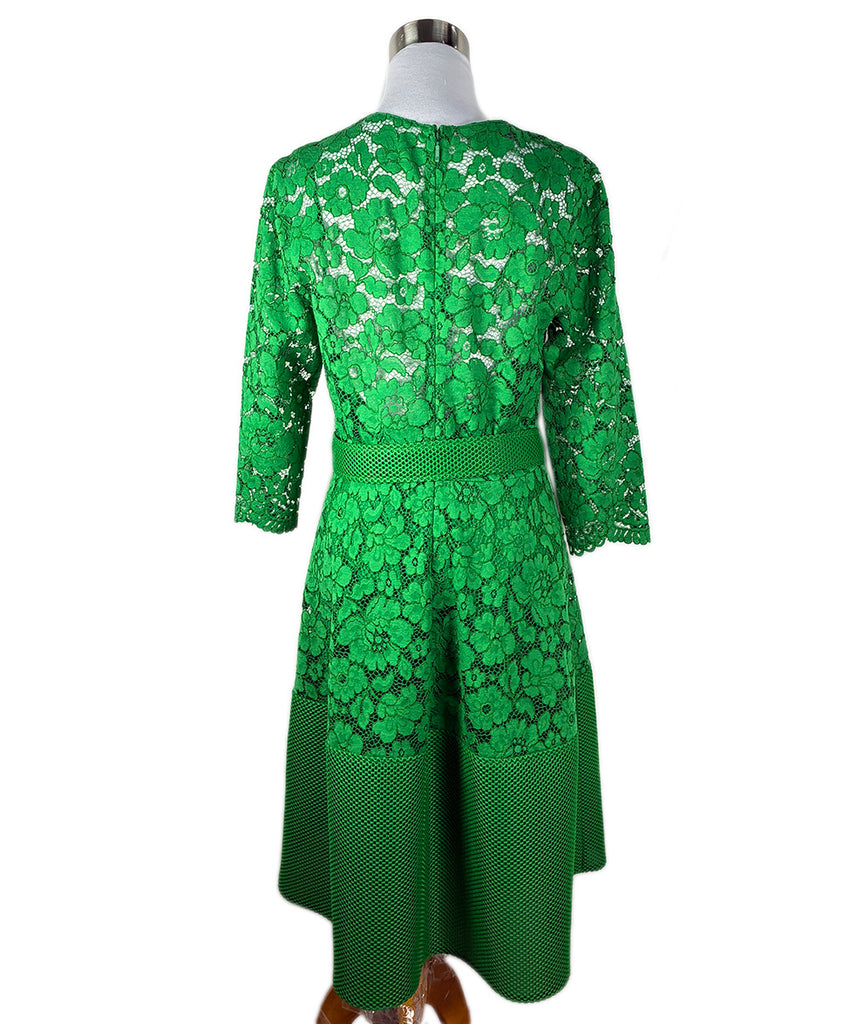 Carolina Herrera Green Lace W/Belt Dress sz 2 l Michael's Luxury  Consignment – Michael's Consignment NYC