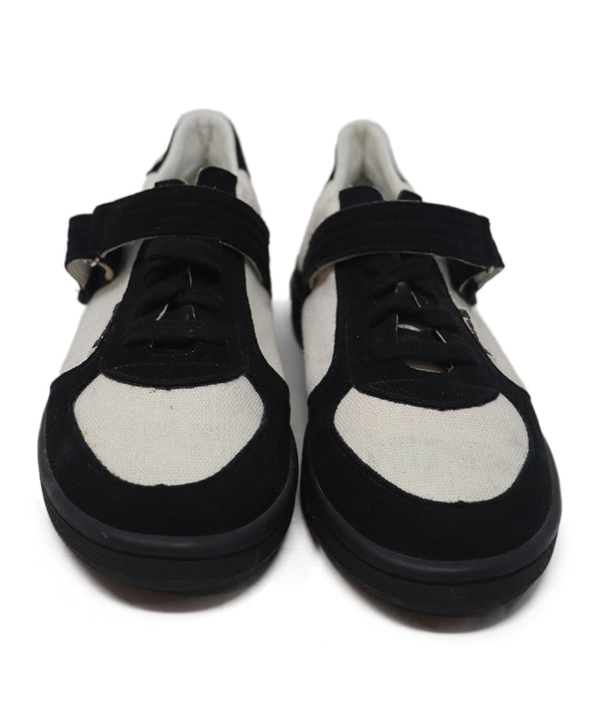 Chanel B&W Canvas Suede Sneakers 3