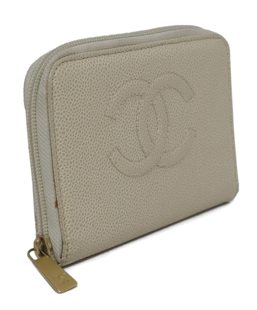 Chanel Beige Caviar Leather Wallet 1