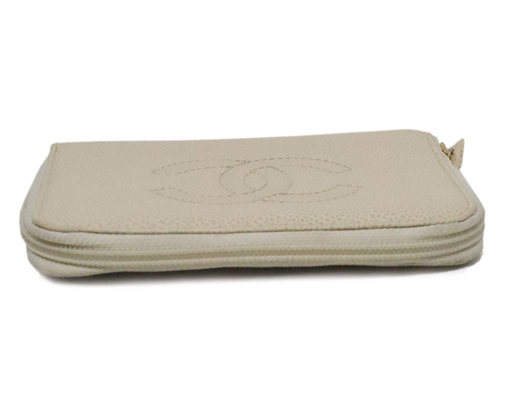 Chanel Beige Caviar Leather Wallet 4