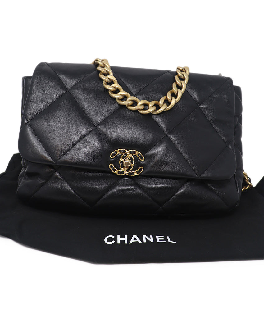 Chanel Black Lambskin Shoulder Bag 5