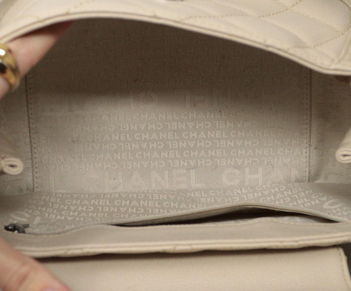 Neutral chanel online bag