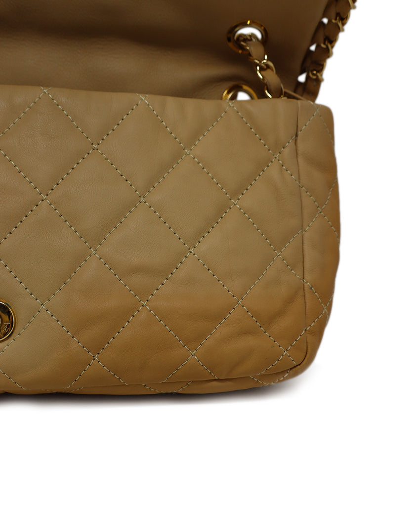 Chanel Tan Leather Chain Shoulder bag 11