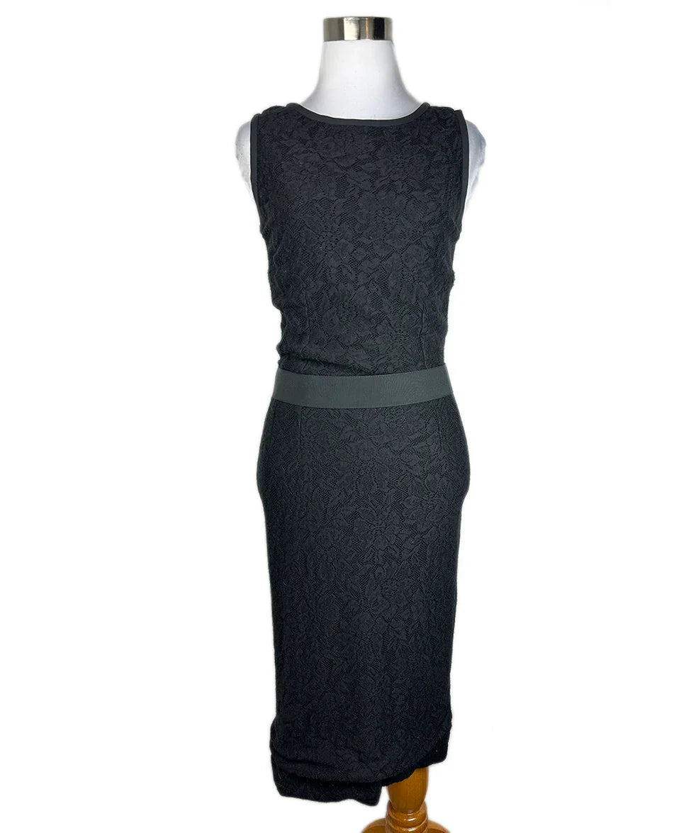 dolce gabbana lace dress black & Silk with Belt Trim sz 6 lartiste-collection Gabbana’s lined black viscose Optional:Tight-fit long sleeves Festival Frequency Sweater Knit