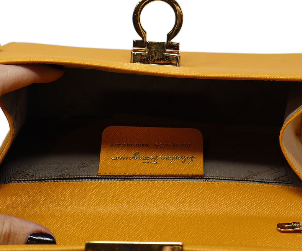 Ferragamo Marigold Leather Shoulder Bag 6