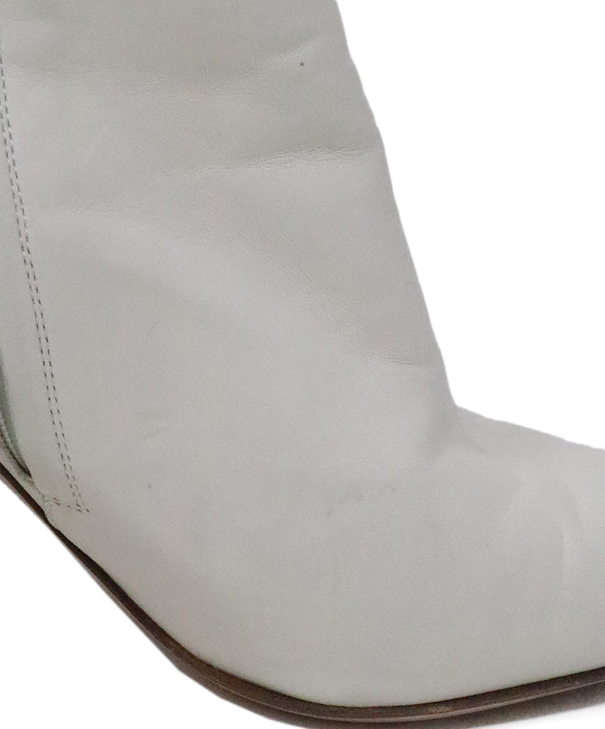 Gianvito Rossi White Leather Booties 7