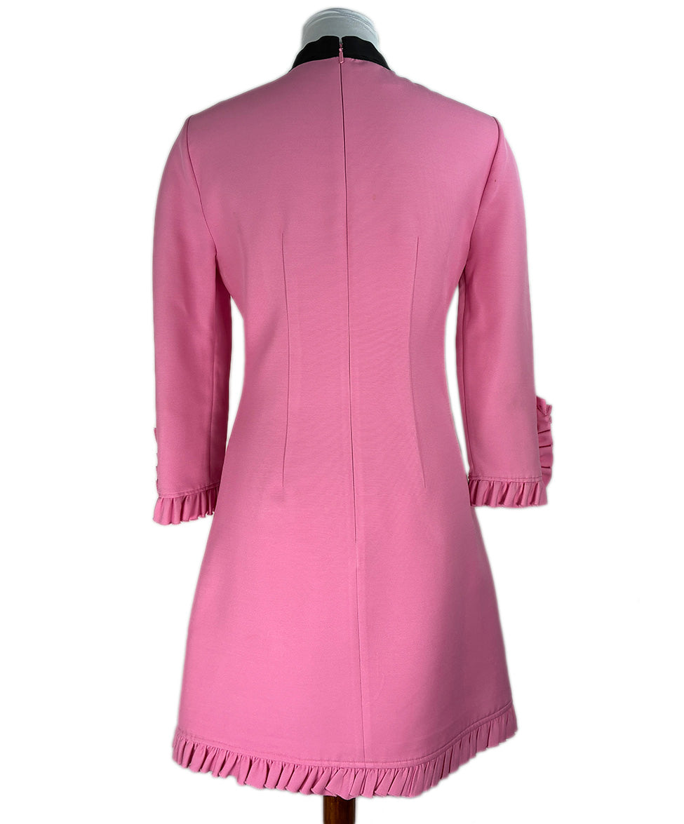 Gucci Pink Silk Wool Black Trim Dress sz 4 l Michael's Luxury Consignment Michael's Consignment NYC Gucci Pink Silk Wool Black Trim Dress sz 4 l Michael's Luxury Consignment Michael's Consignment NYC