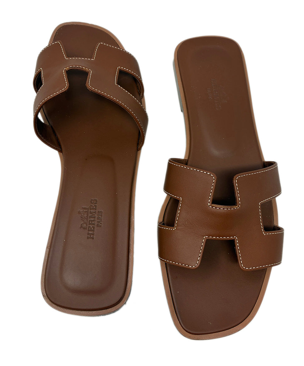 Hermes Oran Sandals in Brown Leather sz38 l Michael's Luxury
