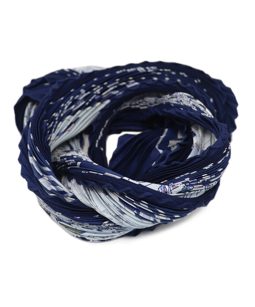 Hermes Blue Pleated Print Scarf 