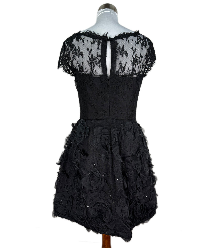 Oscar De La Renta Black Floral Lace Dress sz 10 l Michael's Luxury Consignment – Michael's Consignment NYC