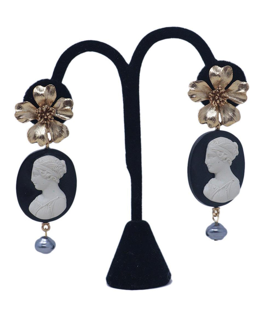 Oscar De La Renta Cameo Earrings 