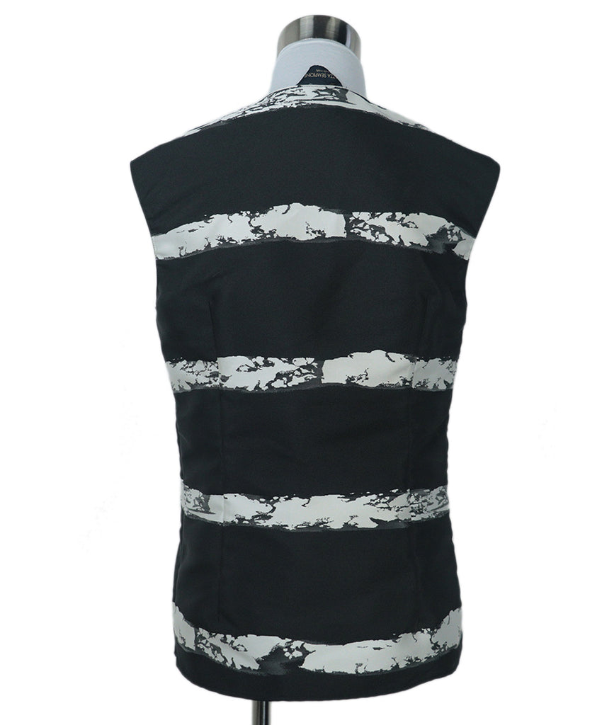 Piazza Sempione B&W Sleeveless Top 2