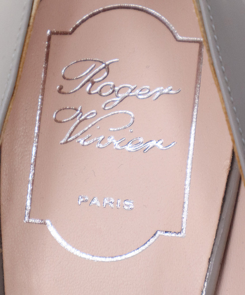 Roger Vivier Grey Patent Leather Heels 5