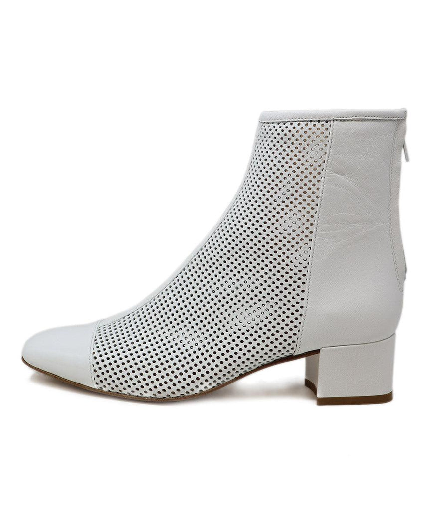 Carel White Perforated Leather Booties sz 8 - Michael's Consignment NYC