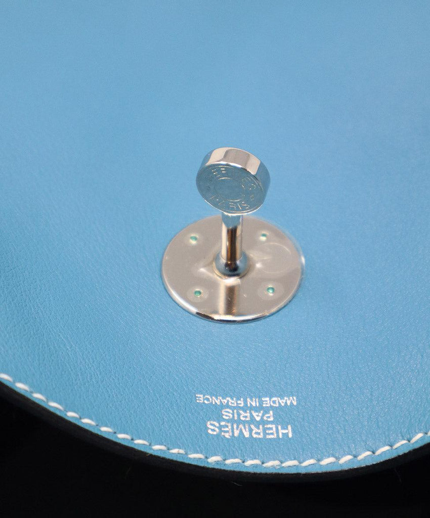 Hermes Light Blue Leather Lindy Bag - Michael's Consignment NYC
